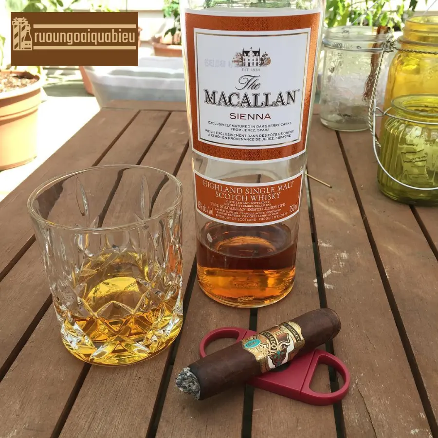 Hương vị đặc trưng tương xứng với giá rượu Macallan Sienna