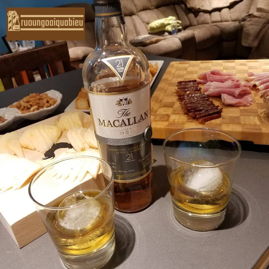 Hương vị Macallan 21 hộp gỗ