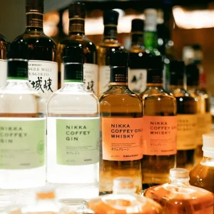 9 Phần Whisky 1 Phần Vodka
