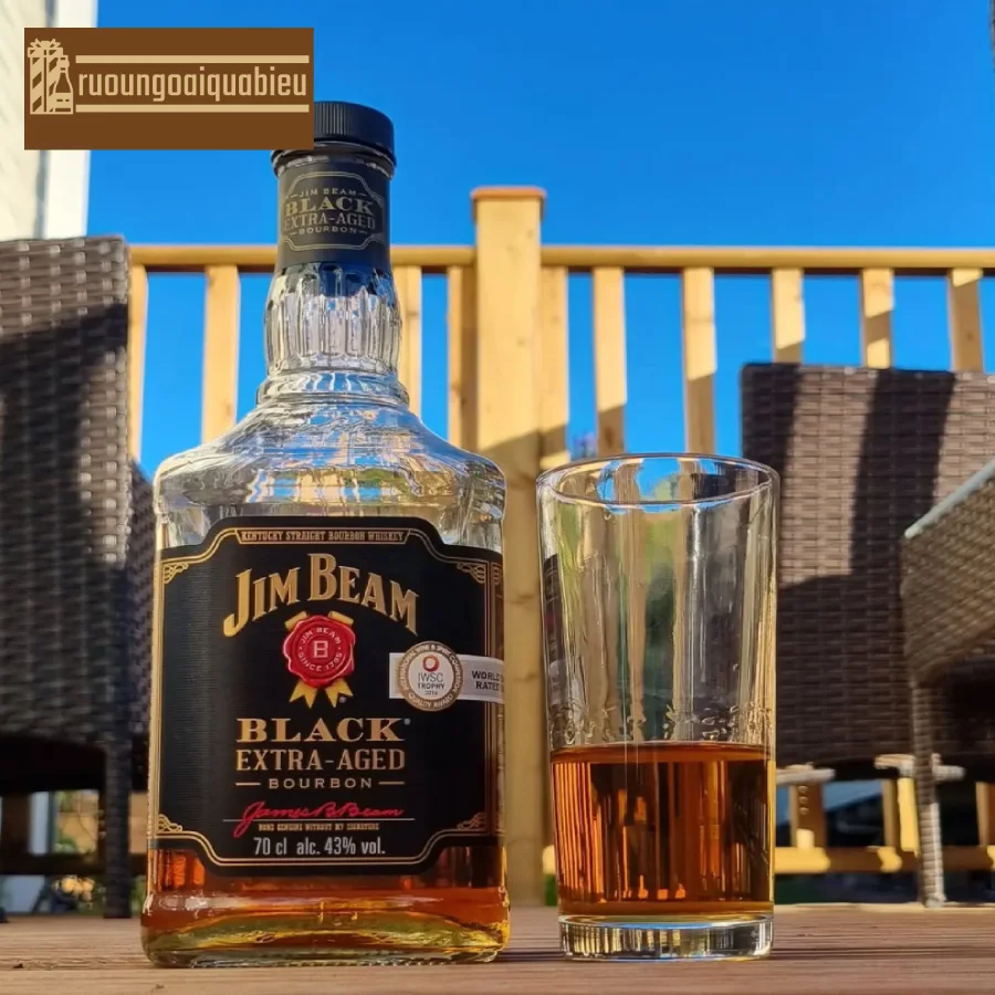Giới thiệu về rượu Jim Beam Black Extra Aged