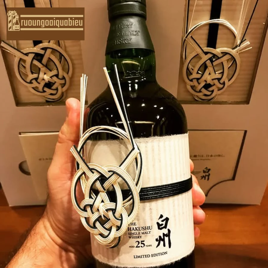 Cách thưởng thức rượu Hakushu 25 Limited Edition