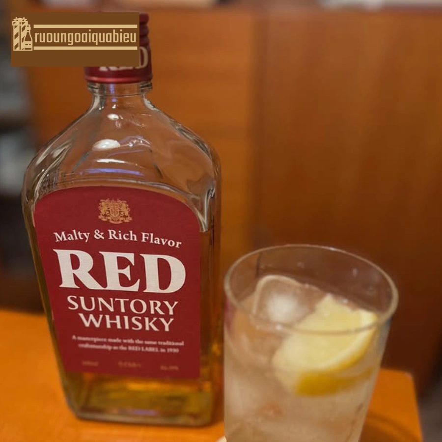 Chế tác rượu Red Suntory Whisky